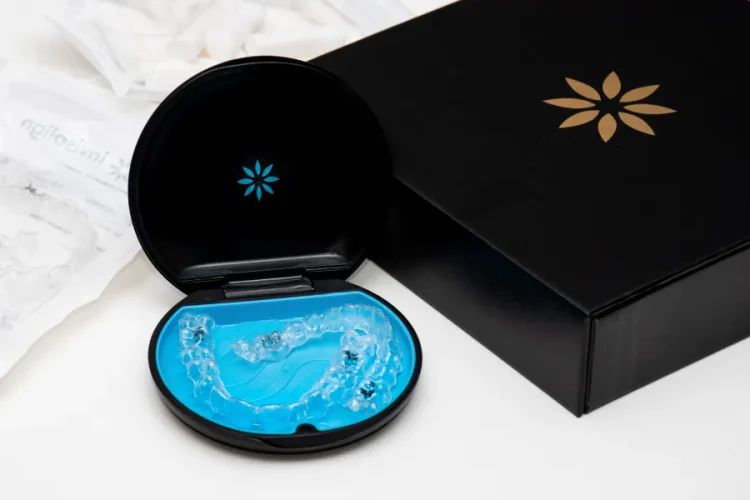 マウスピース矯正